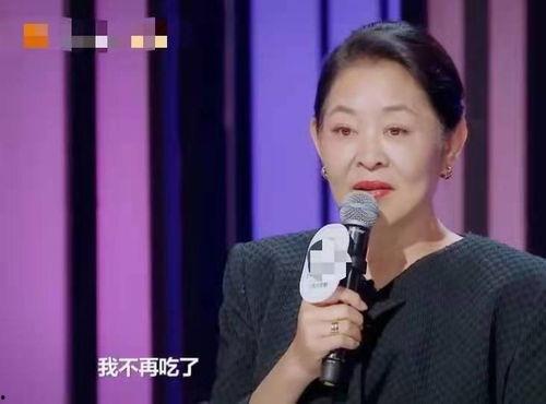 倪萍爆料手语老师视频,视频曝光引发热议 第3张 倪萍爆料手语老师视频,视频曝光引发热议 第3张